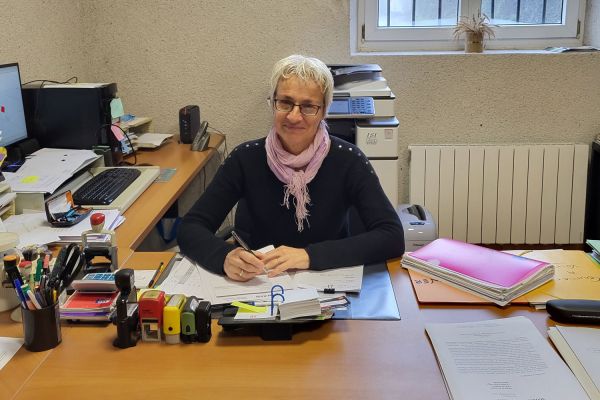 Maryse Broussal, secrétaire de mairie du Trioulou