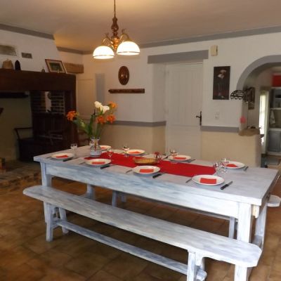 Hébergement Gîte de France - location de vacances sur la commune du Trioulou dans le Cantal jusqu'à 12 personnes